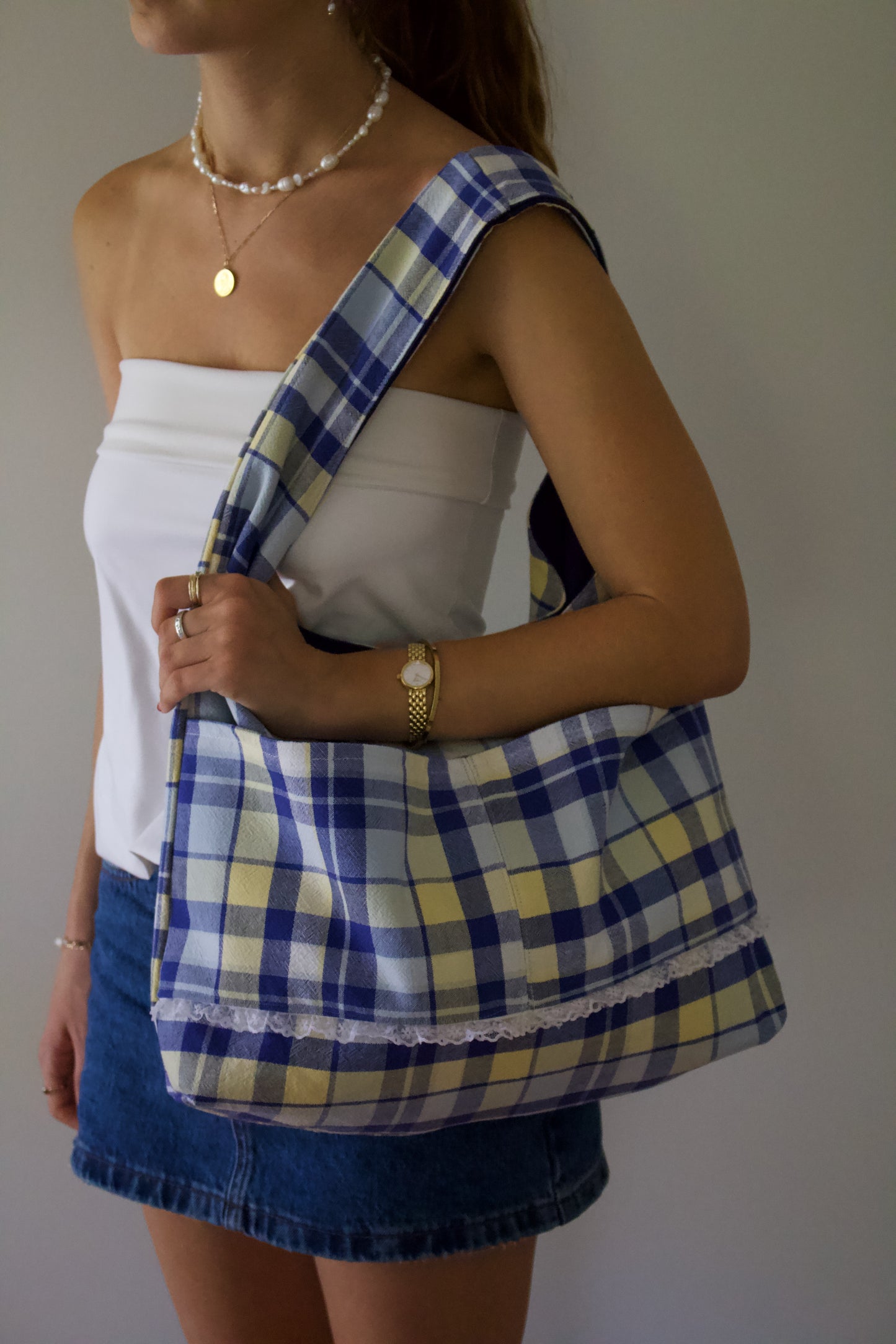 the PICNIC slouchy tote