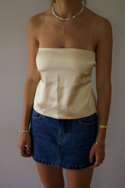 the BUTTERMILK top