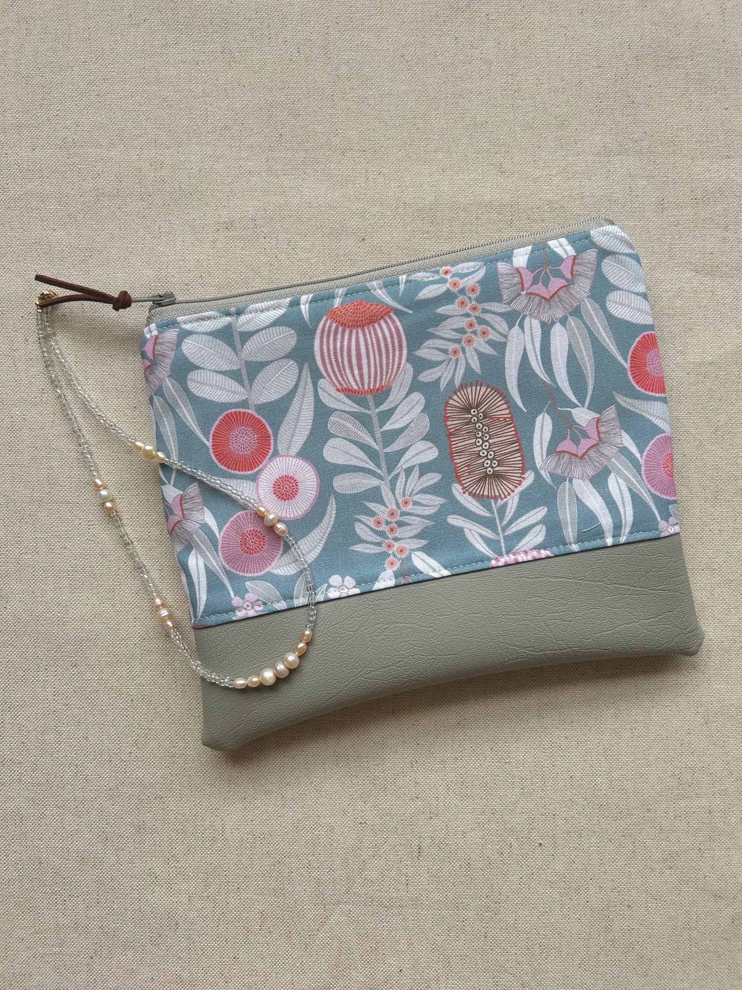 the NATIVE purse